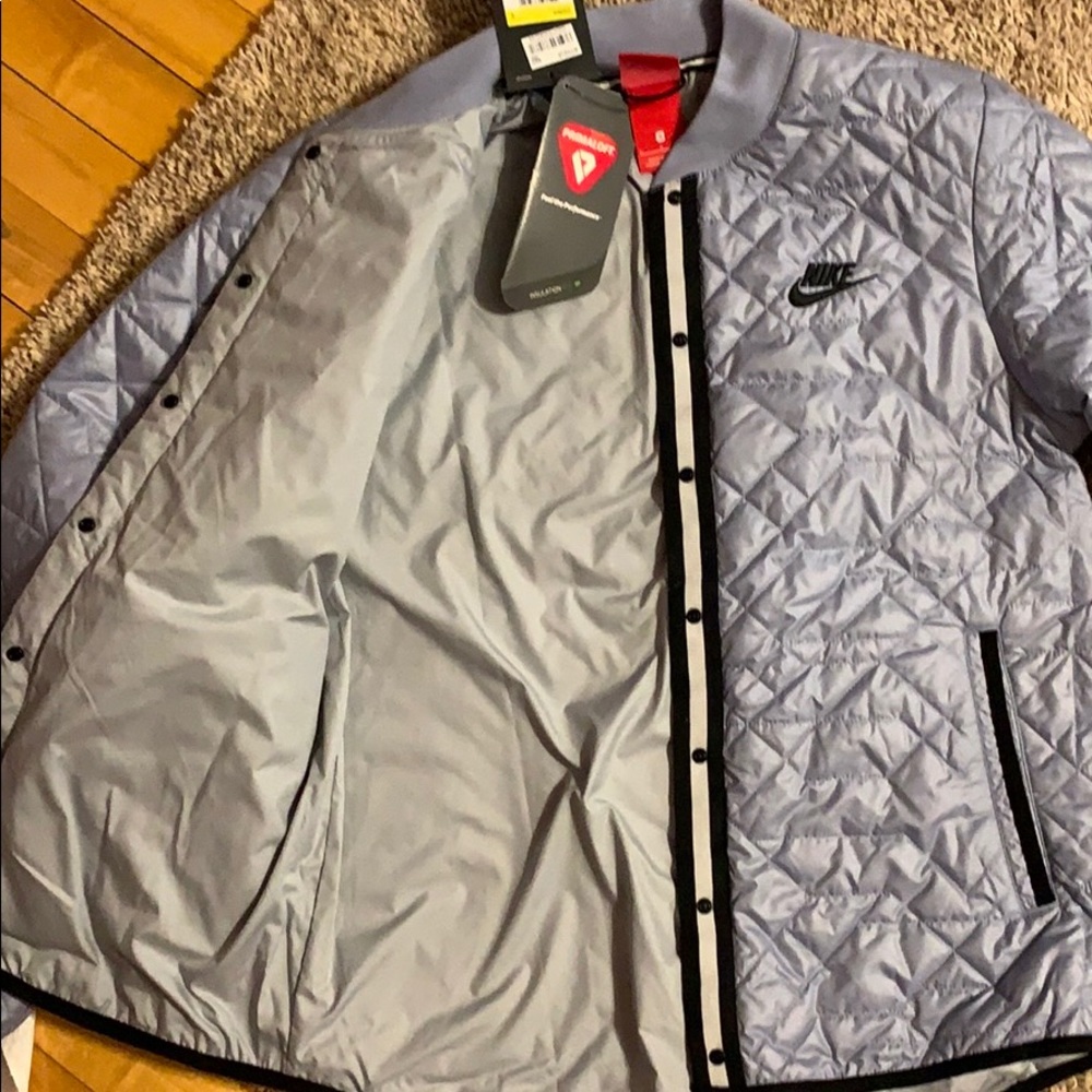 Nike Jacket - Picture 2 of 3